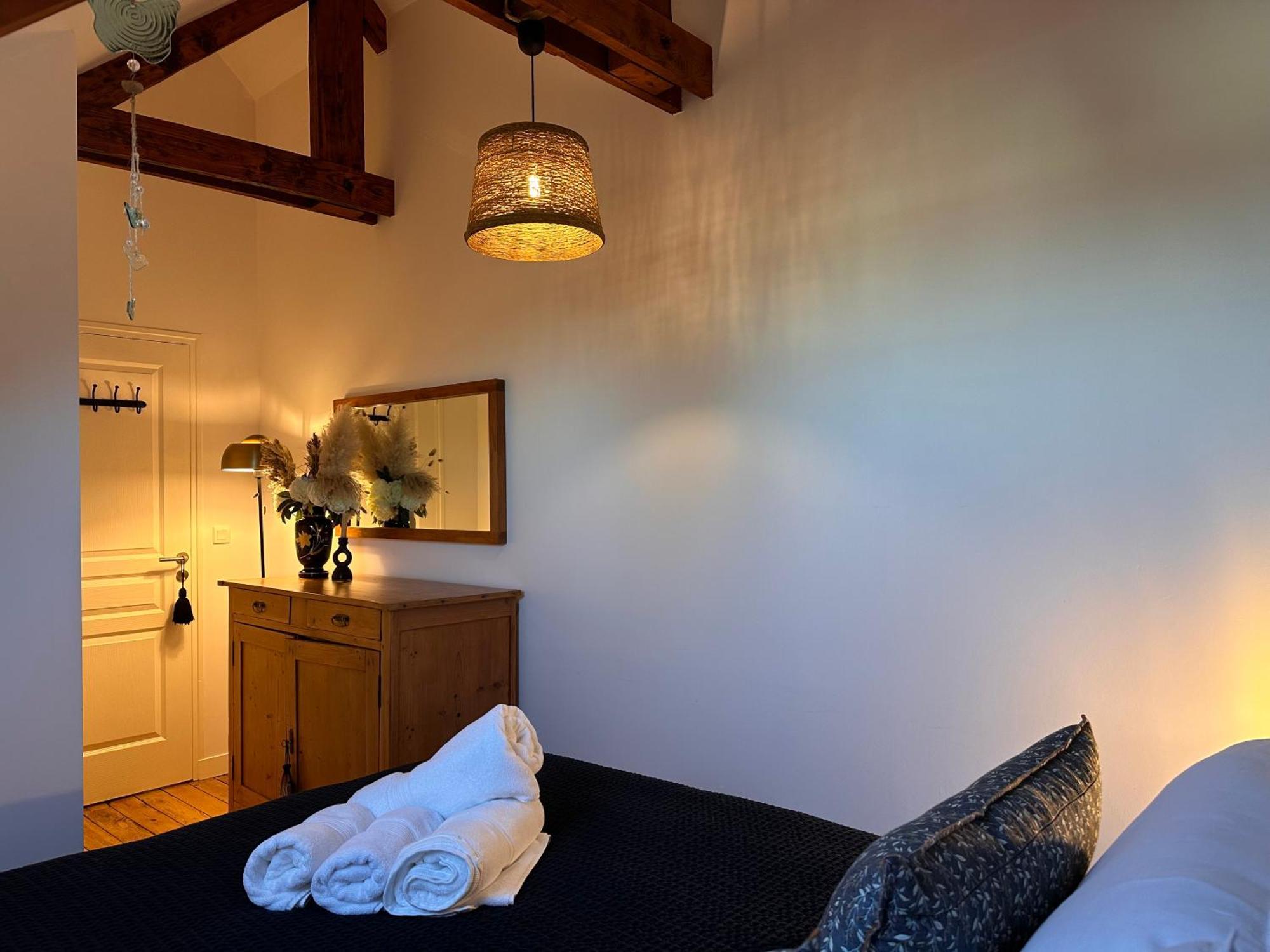 Les Libellules Apartamento Lanvallay Exterior foto